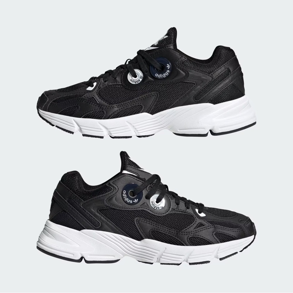 ✨ Adidas Astir black and white chunky sneakers, 8M